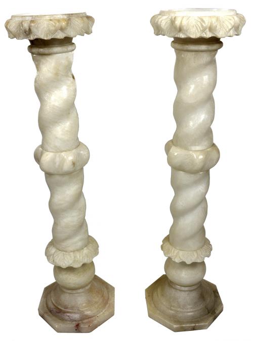 PAREJA DE COLUMNAS DE ALABASTRO