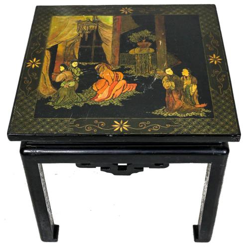 MESA AUXILIAR DE ESTILO ORIENTAL AÑOS 60/70