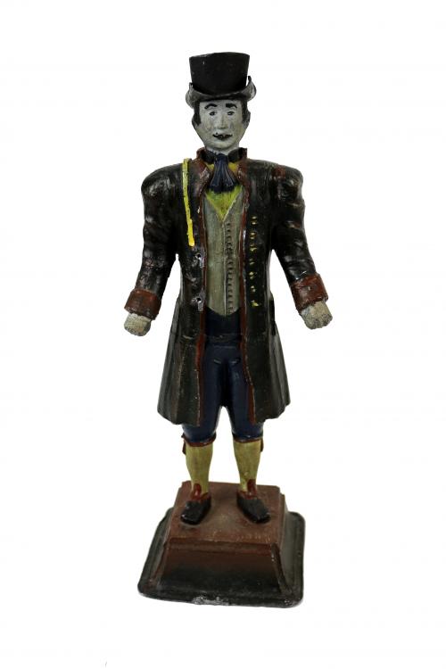 FIGURA EN PLOMO PRIMERA MITAD DEL S. XX
