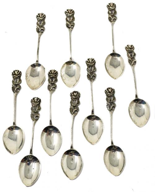 DIEZ CUCHARITAS MOKA