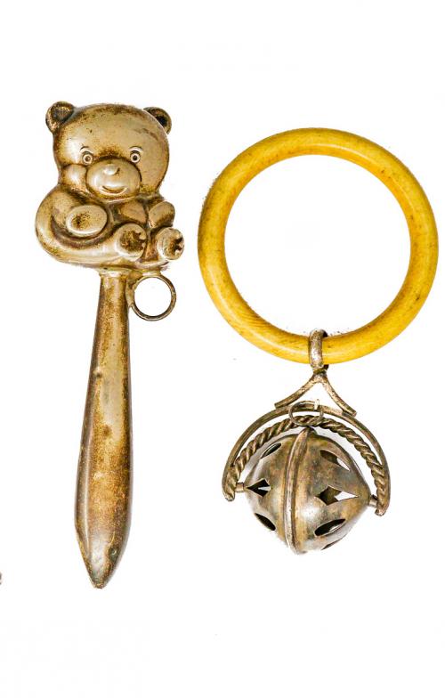 DOS SONAJEROS DE PLATA