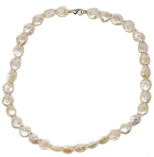 COLLAR CON PERLAS "FLAT"