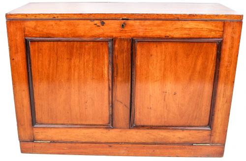 MUEBLE ESCRITORIO DE PRINCIPIOS DE S.XX.