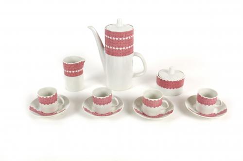 JUEGO DE CAFÉ EN PORCELANA DE LIMOGES AÑOS 60