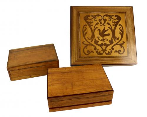 TRES CAJAS EN MADERA DE MEDIADOS DEL S.XX