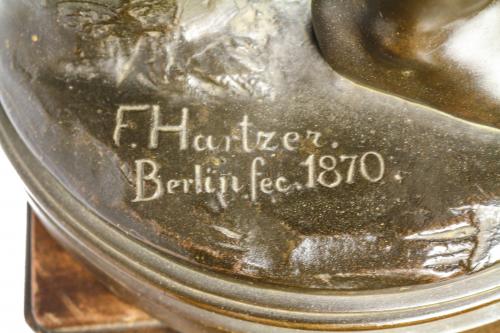HARTZER, F.