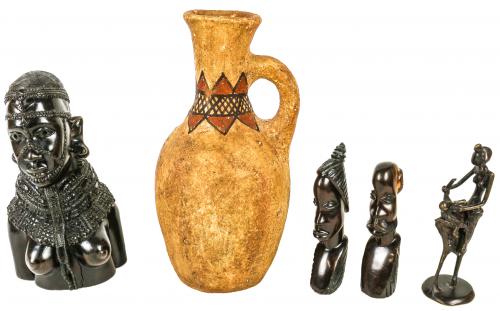 LOTE DE PIEZAS AFRICANAS.