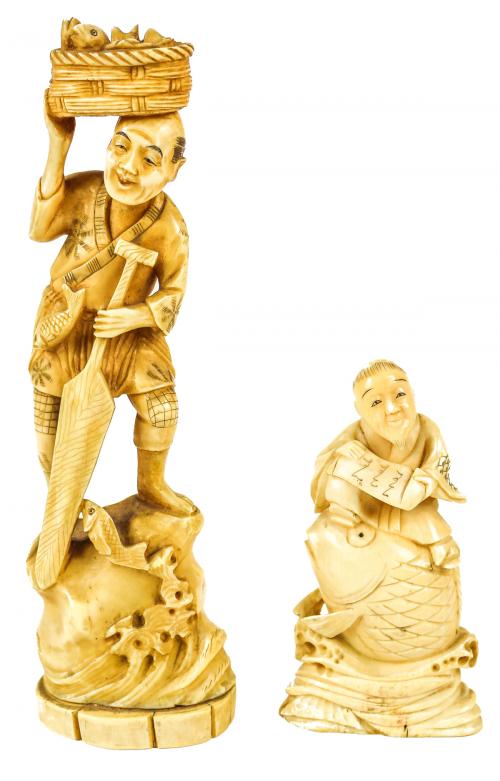 DOS FIGURAS DE MARFIL ORIENTAL
