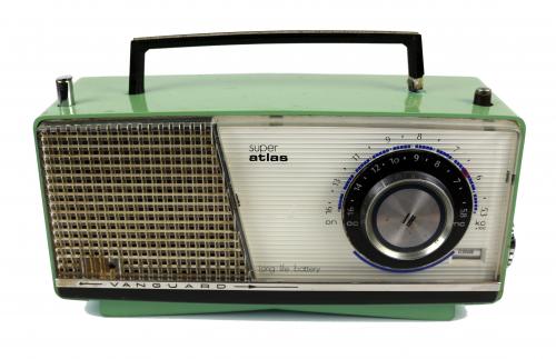 RADIO PORTATIL VANGUARD SUPER ATLAS