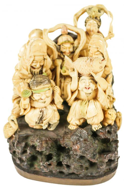GRUPO  ORIENTAL EN MARFIL 