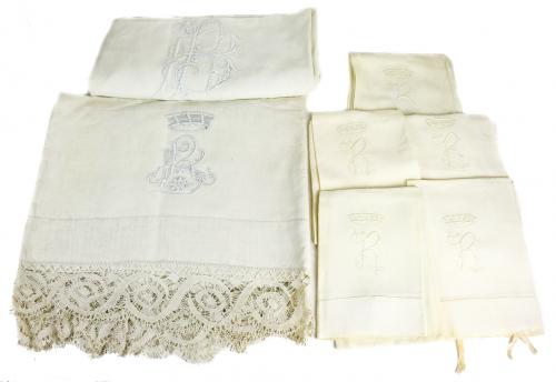 DOS JUEGOS DE CAMA DE MATRIMONIO CON 5 SABANAS