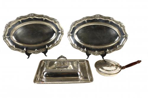 GRAN LOTE DE PIEZAS EN METAL PLATEADO