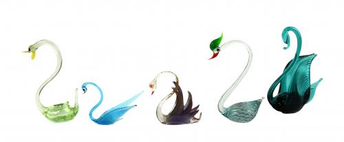 LOTE DE CINCO FIGURITAS "CISNES" EN CRISTAL
