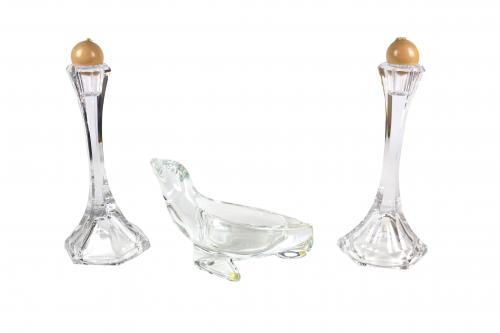 LOTE DE TRES PIEZAS DE CRISTAL
