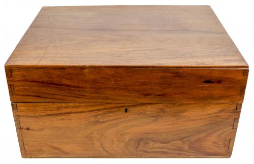 CAJA EN MADERA PRIMERA MITAD DEL S.XX