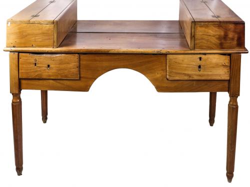 MESA DE DESPACHO DE FINALES DE SIGLO XIX