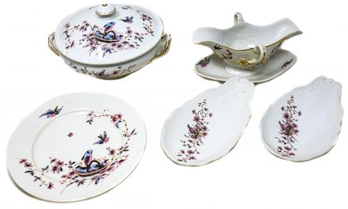 CONJUNTO DE PIEZAS DE VAJILLA PRIMER TERCIO S.XX