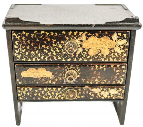 PEQUEÑO MUEBLE JAPONES DE FINALES DEL S.XIX