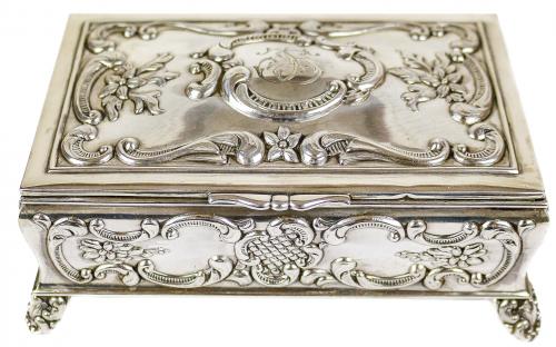 PEQUEÑA CAJA JOYERO EN PLATA