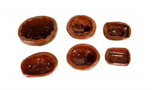 COLECCIÓN DE SEIS MOLDES DE CERÁMICA POPULAR