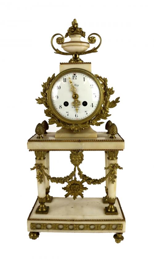RELOJ FRANCÉS DE SOBREMESA EN ALABASTRO