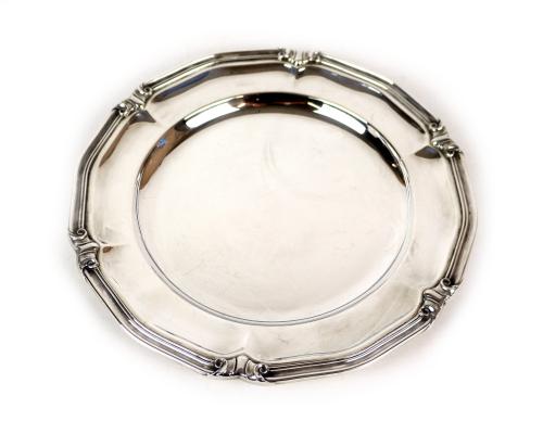 PLATO EN PLATA DE MEDIADOS DEL S.XX