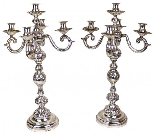 PAREJA DE CANDELABROS