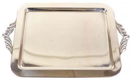 PEQUEÑA BANDEJA DE PLATA
