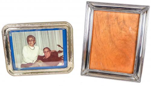 DOS MARCOS DE PLATA