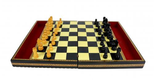 CAJA TARACEADA CON JUEGO DE AJEDREZ