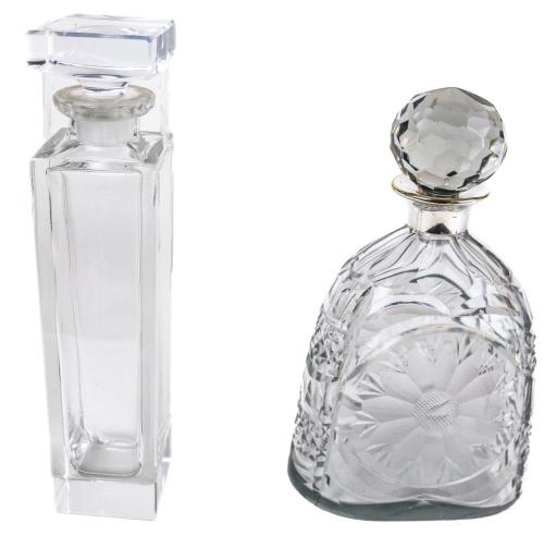 DOS BOTELLAS LICORERAS DE LA SEGUNDA MITAD DEL S.XX