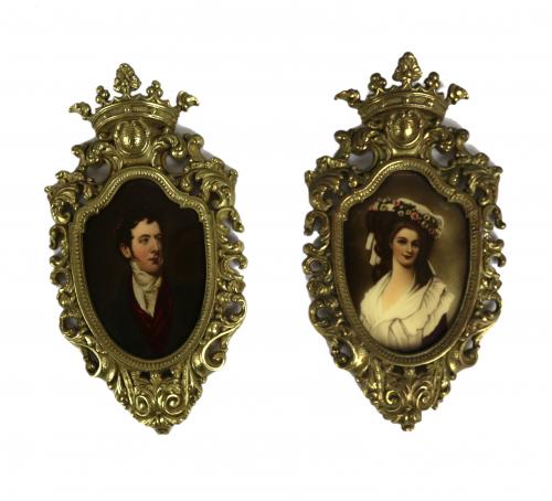 PAREJA DE MARQUITOS EN BRONCE DE MEDIADOS DEL S.XX