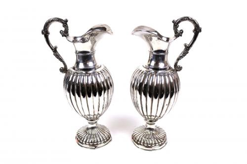 PAREJA DE JARRAS EN PLATA