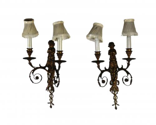 PAREJA DE APLIQUES DEL PRIMER TERCIO DE SIGLO XX