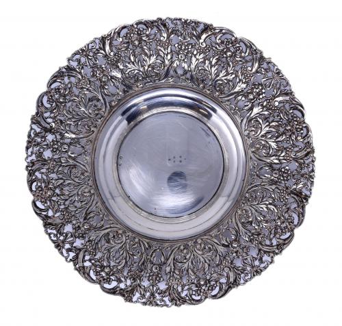 CENTRO DE MESA EN PLATA DE MEDIADOS DEL S.XX