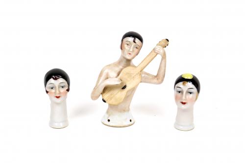 BUSTO Y DOS CABEZAS DE MUÑECA EN PORCELANA