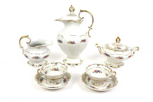 JUEGO DE TÉ EN PORCALANA