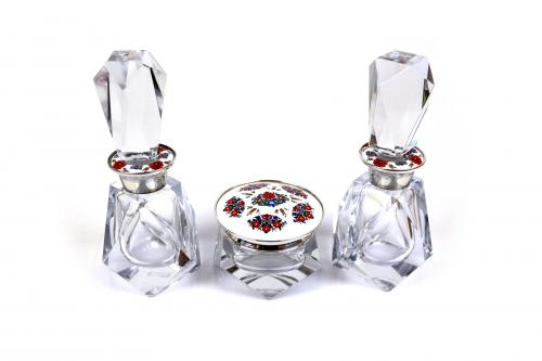 JUEGO DE TOCADOR DE CRISTAL Y ESMALTE