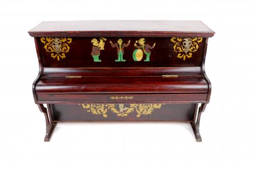 PIANO DE JUGUETE DE MEDIADOS DEL S.XX