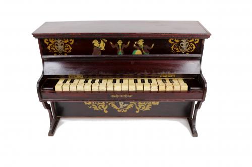 PIANO DE JUGUETE DE MEDIADOS DEL S.XX