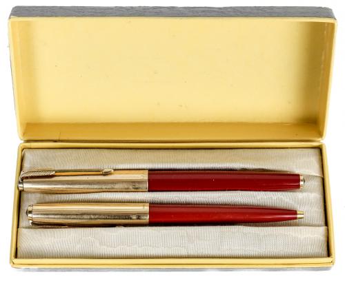 PLUMA Y BOLÍGRAFO "PARKER 61"