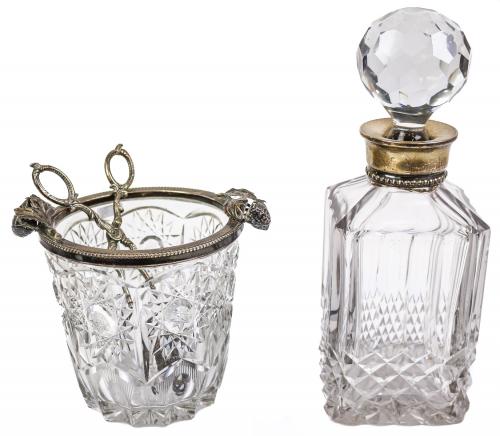 CUBITERA Y BOTELLA LICORERA DE CRISTAL Y PLATA