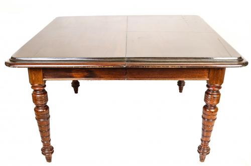 MESA DE COMEDOR VICTORIANA