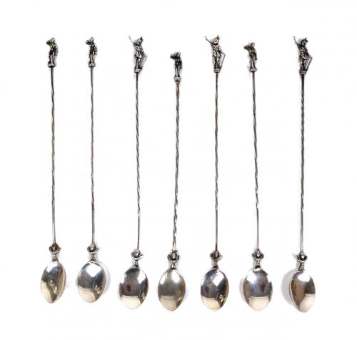 CONJUNTO DE SIETE CUCHARITAS DE COCTEL EN PLATA