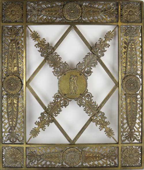 PLAFÓN DECORATIVO EN BRONCE DE ESITLO CLASICO