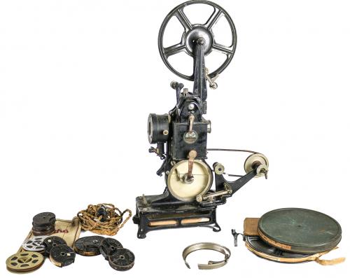 PROYECTOR "PATHÉ" DE LA PRIMERA MITAD DEL S.XX