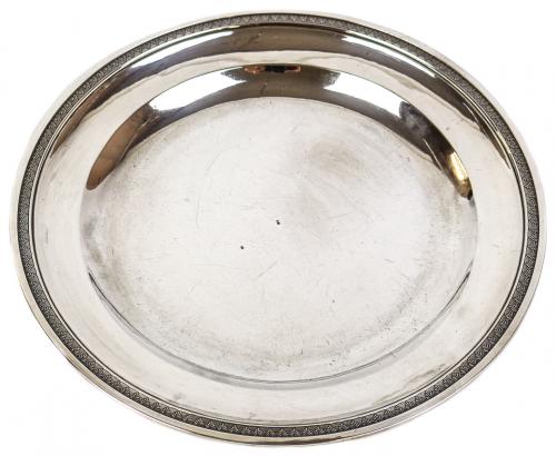 PLATO EN PLATA DE FINALES DEL S.XIX.