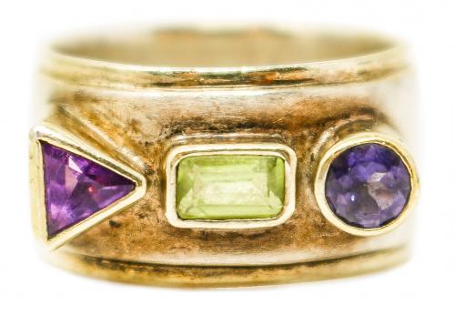 ANILLO DE PLATA CON PEDRERÍA