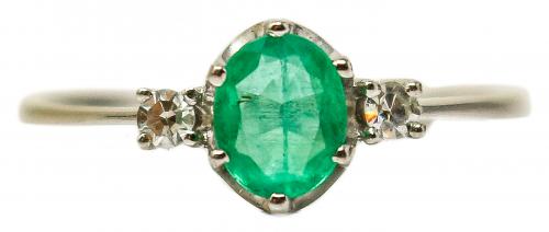 ANILLO CON ESMERALDA Y BRILLANTES