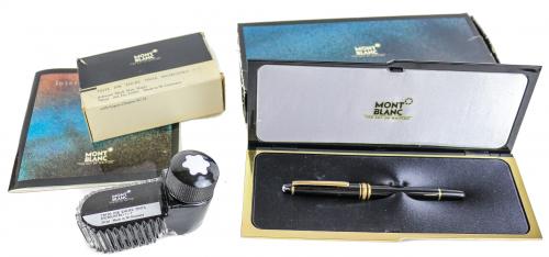 PLUMA ESTILOGRAFICA "MONTBLANC" Y TINTERO